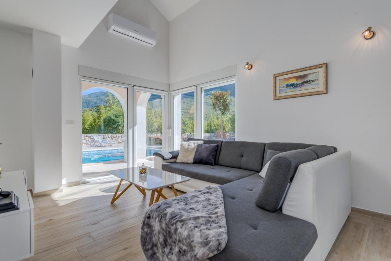 Villa Salvia Zagvozd Eksteriør billede